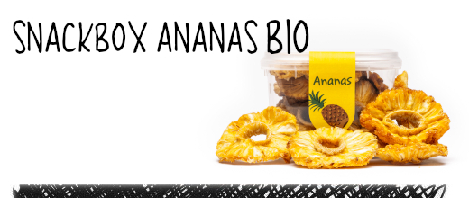 Lo snack box perfetto per gli amanti dell'ananas. Utilizziamo solo ananas biologici provenienti dallo Sri Lanka. Gli ananas sono privi di zolfo e contengono zucchero naturale. 

Valori nutrizionali medi per 100 g:
Energia 1213 kJ (289 kcal), grassi 0g, carboidrati 71,2g di cui zucchero 5,9g, proteine 0,9g.
CH-BIO-038